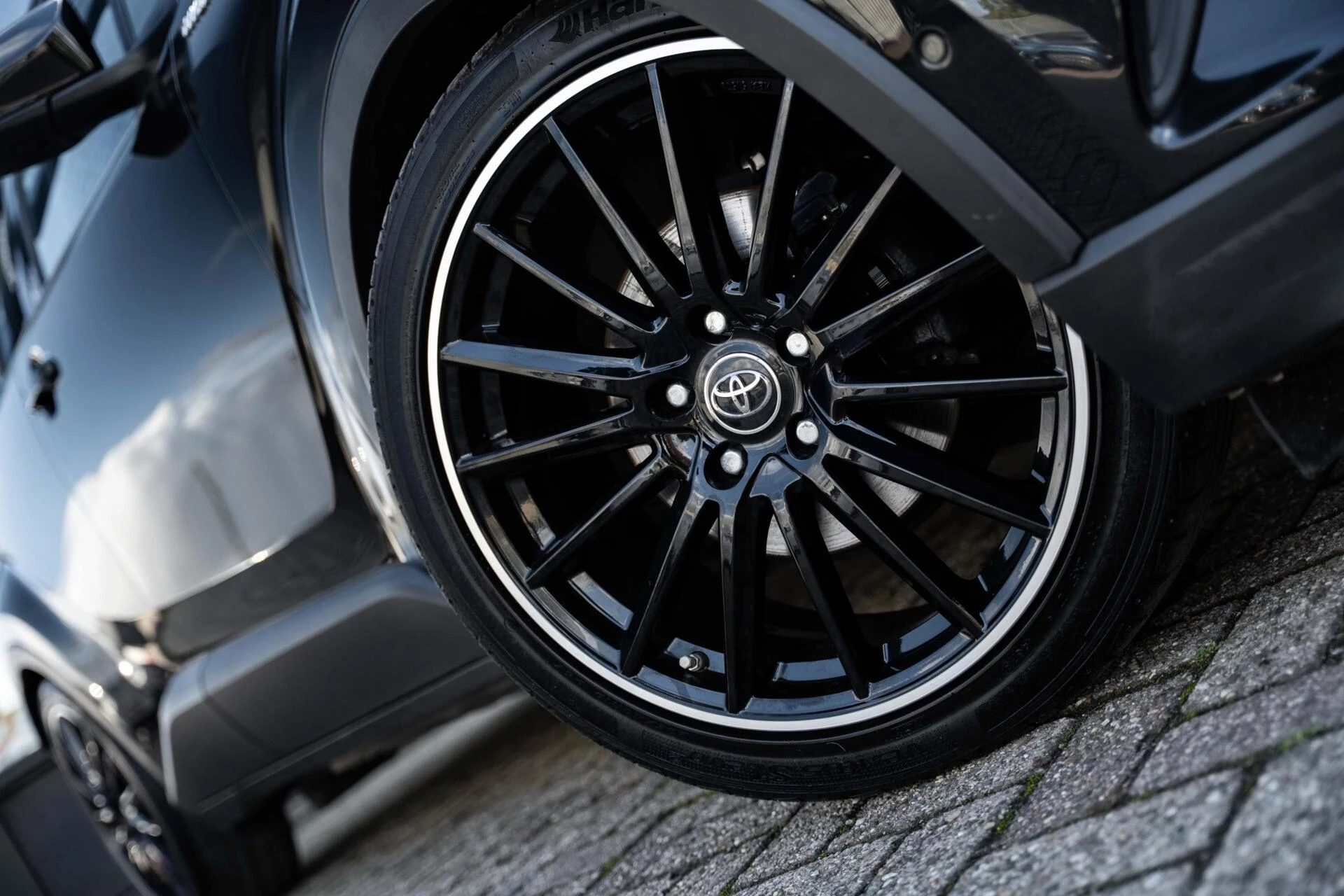 Hoofdafbeelding Toyota C-HR