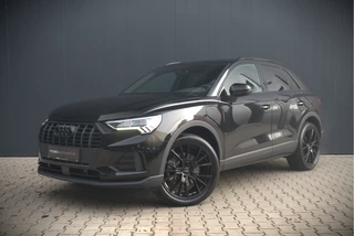 Hoofdafbeelding Audi Q3 Audi Q3 45 TFSI e Advanced edition | Navigatie | Keyless | Stoelverwarming | Camera | Stuurverwarming | Parkeersensoren | Black Edition | Adaptive Cruise Control | DAB | Navigatie | Ambiance Verlichting | Digital Dash | LED | 