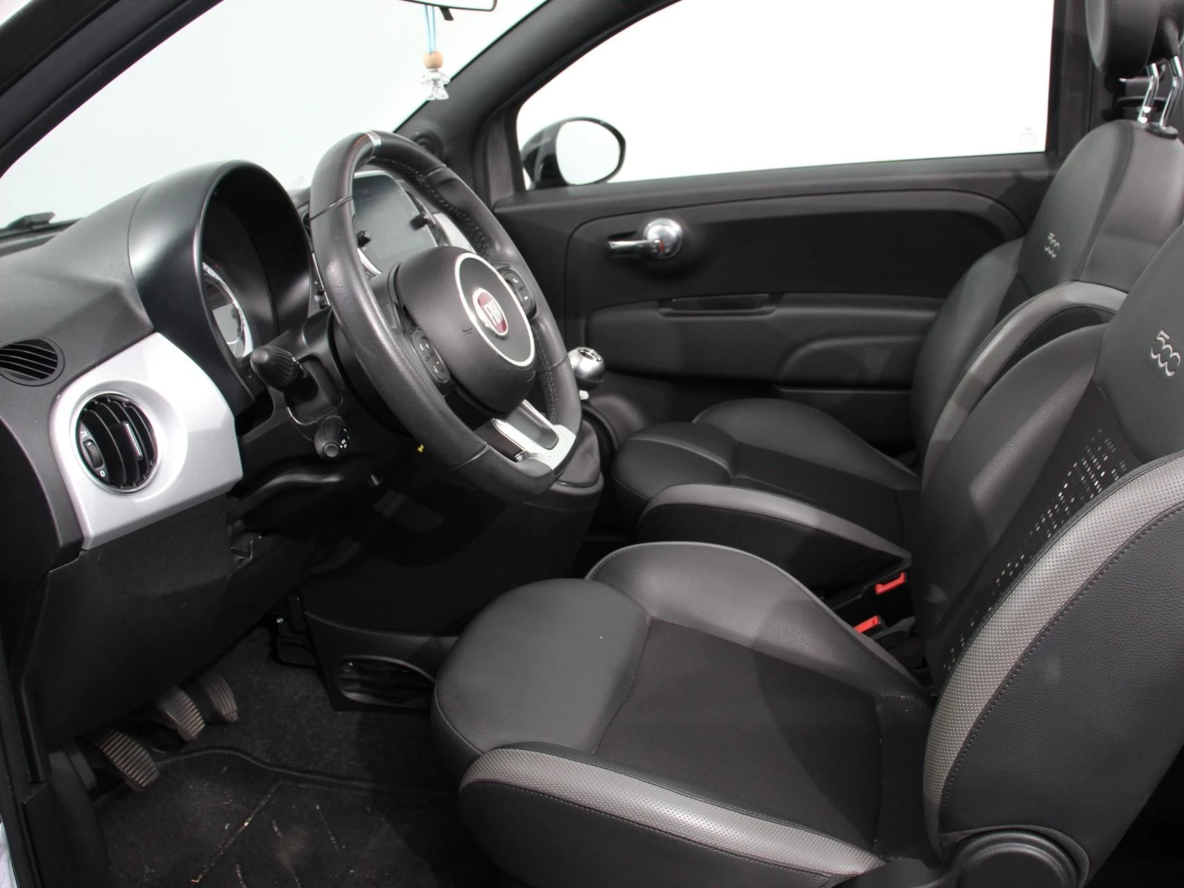 Hoofdafbeelding Fiat 500C