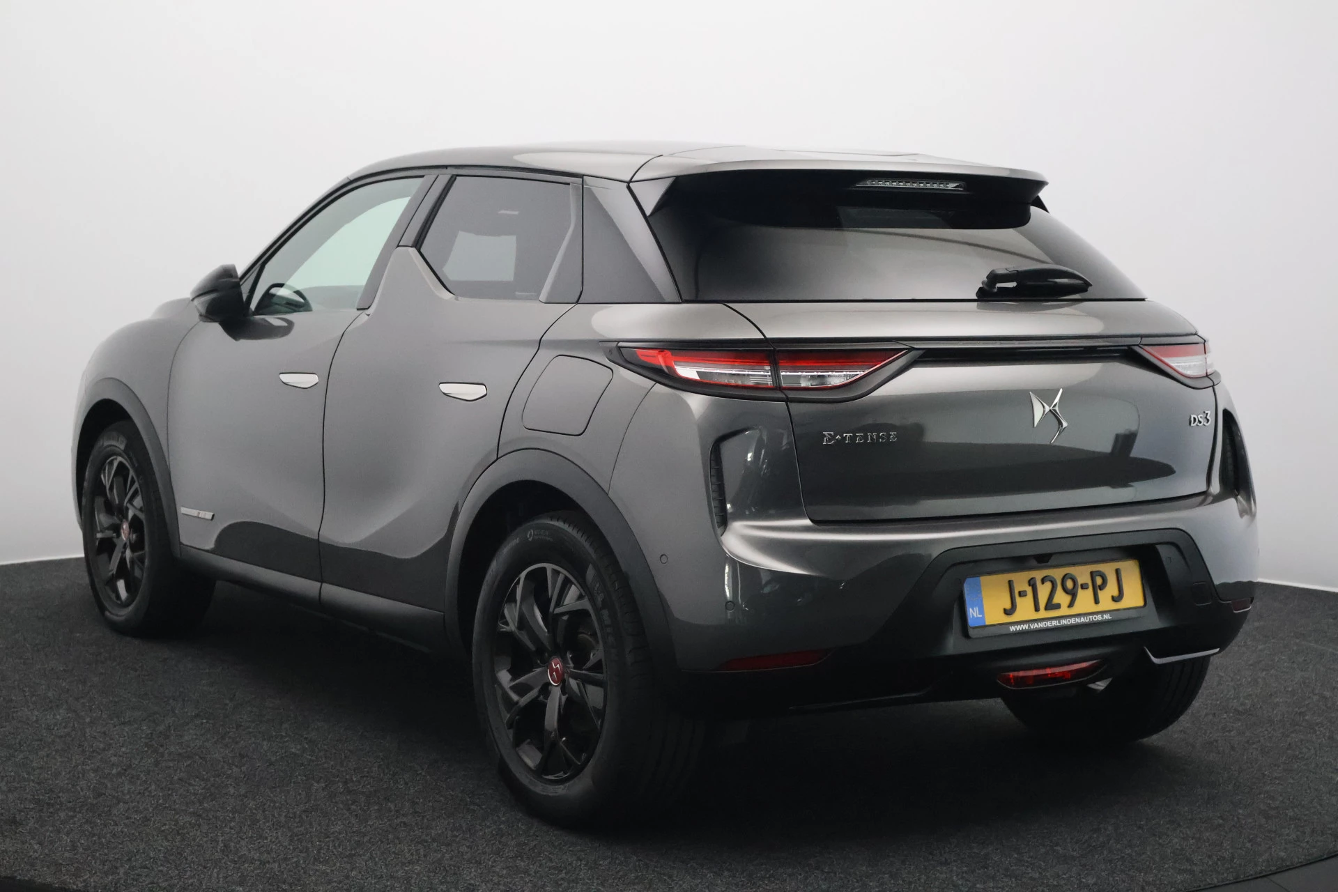 Hoofdafbeelding DS DS 3