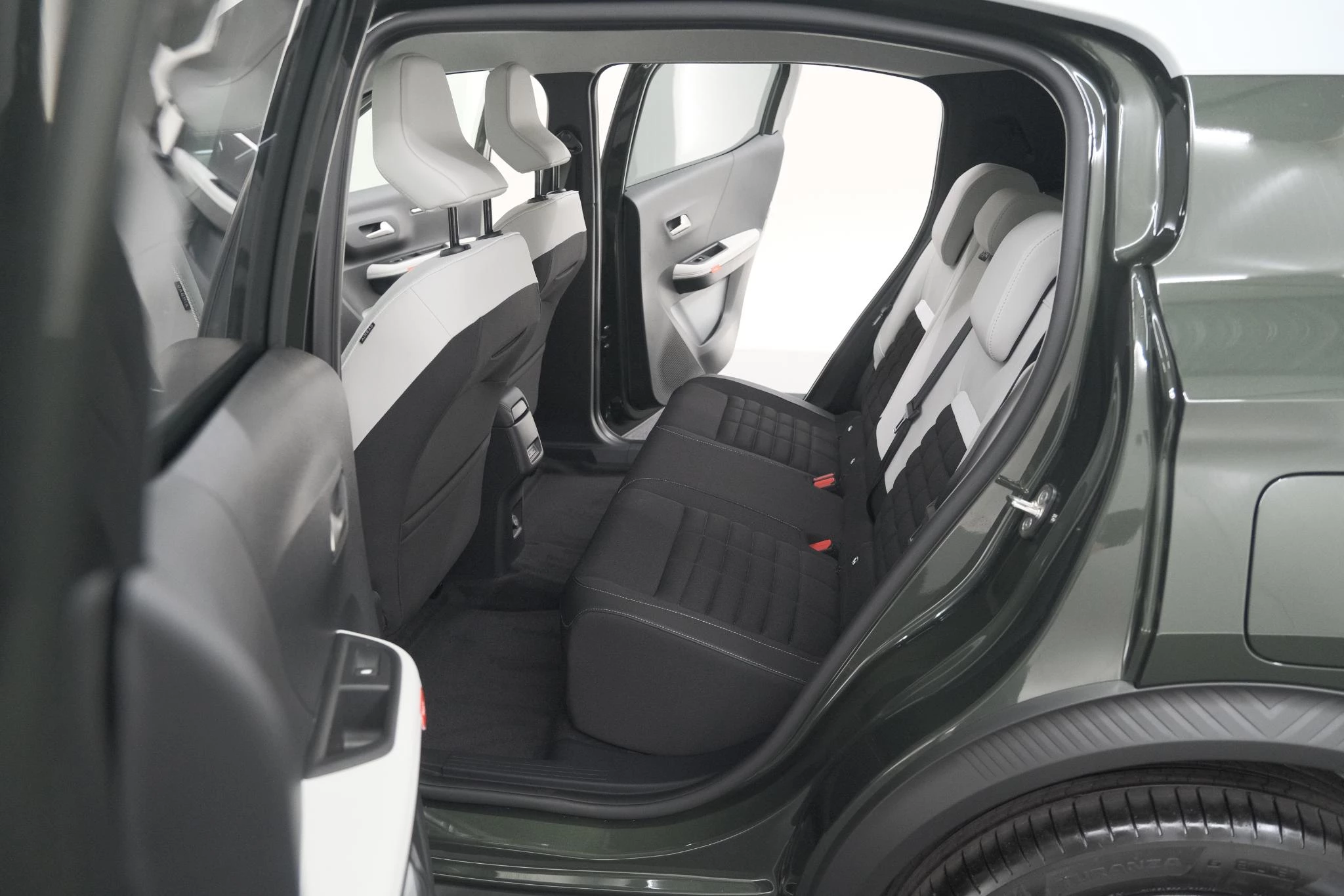 Hoofdafbeelding Citroën ë-C3 Aircross