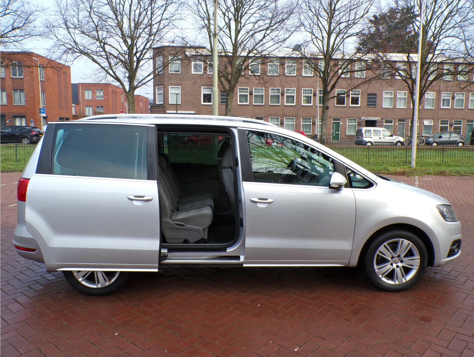 Hoofdafbeelding SEAT Alhambra