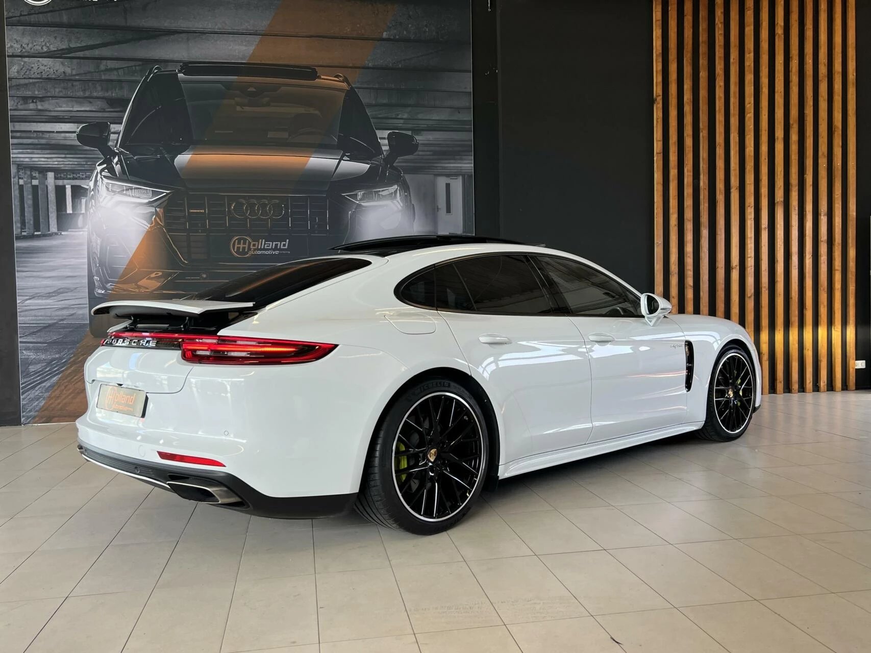 Hoofdafbeelding Porsche Panamera