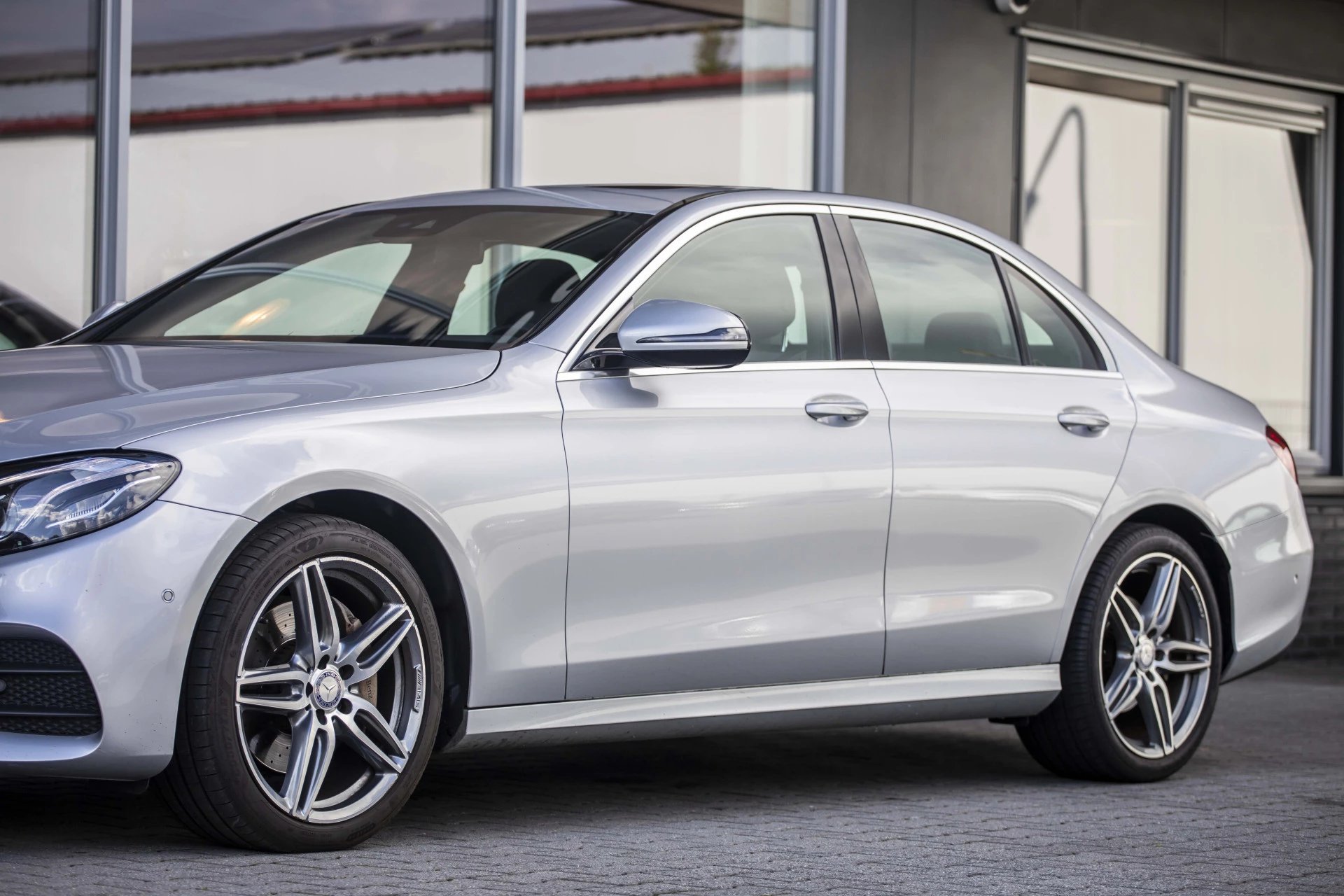 Hoofdafbeelding Mercedes-Benz E-Klasse