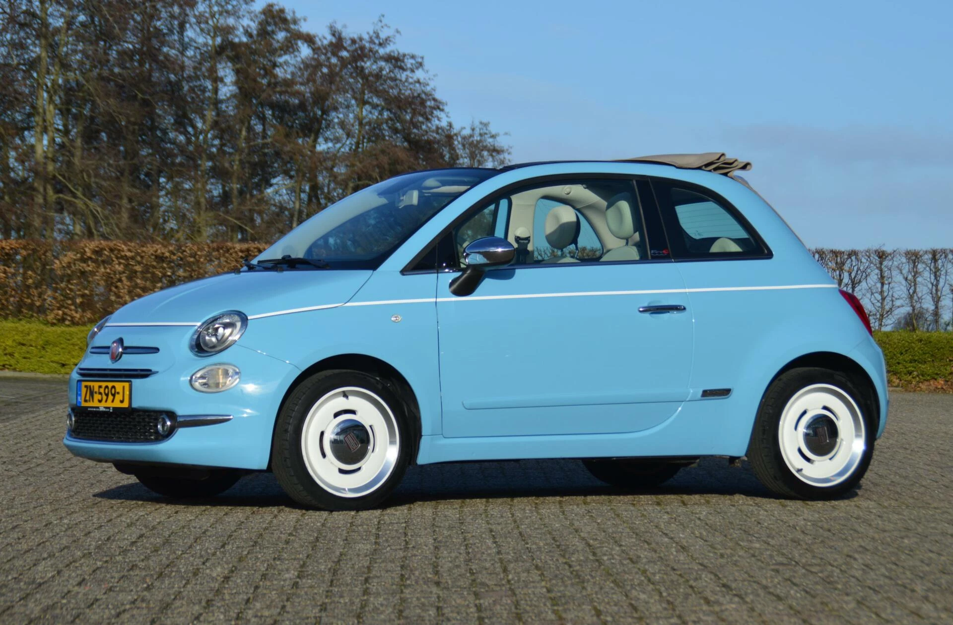 Hoofdafbeelding Fiat 500C