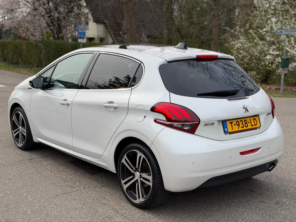 Hoofdafbeelding Peugeot 208