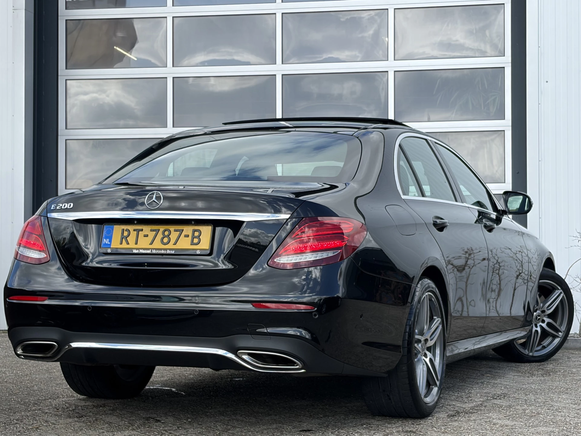 Hoofdafbeelding Mercedes-Benz E-Klasse