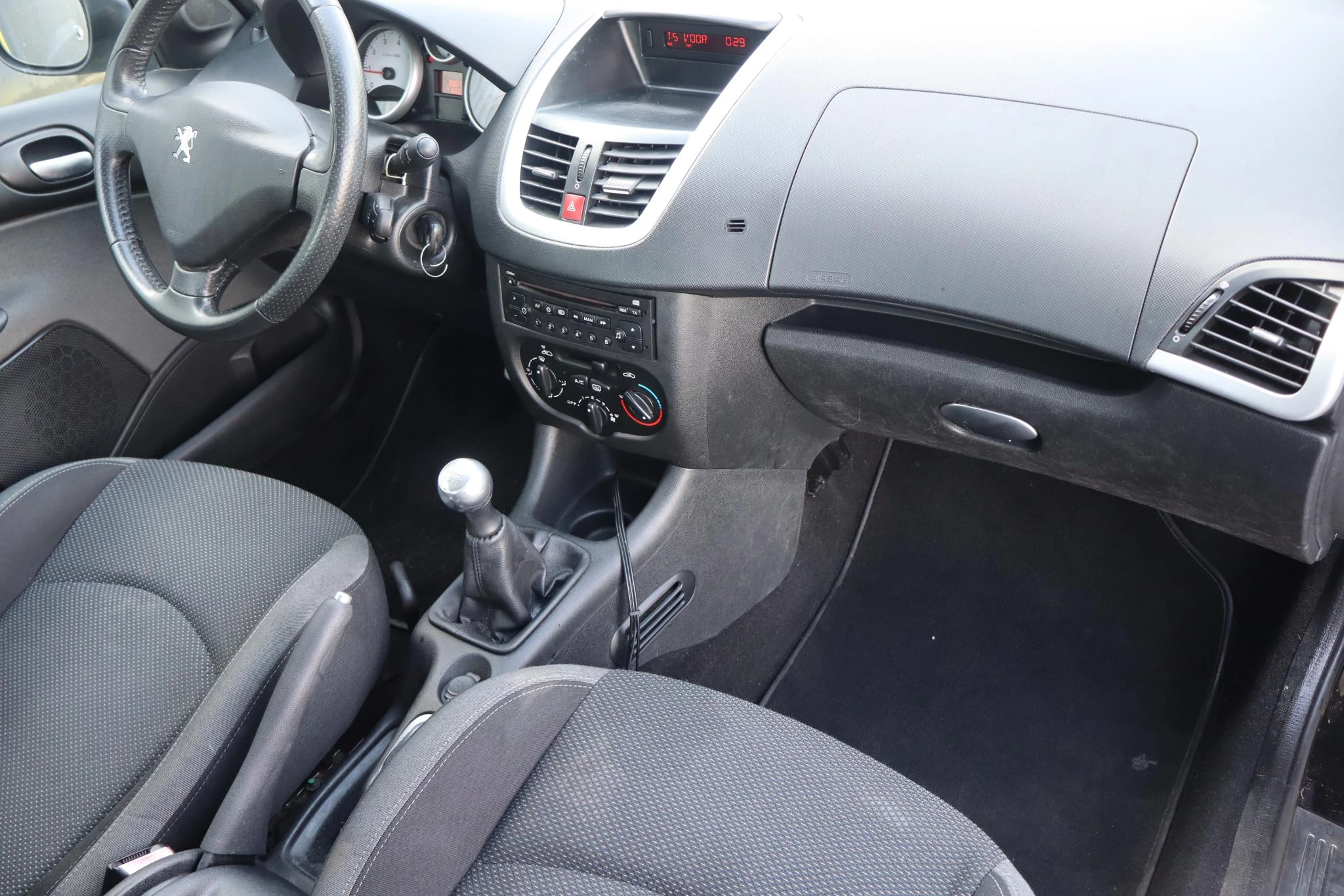 Hoofdafbeelding Peugeot 206