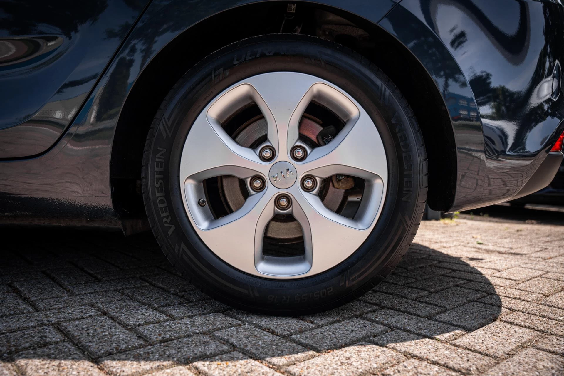 Hoofdafbeelding Kia Carens