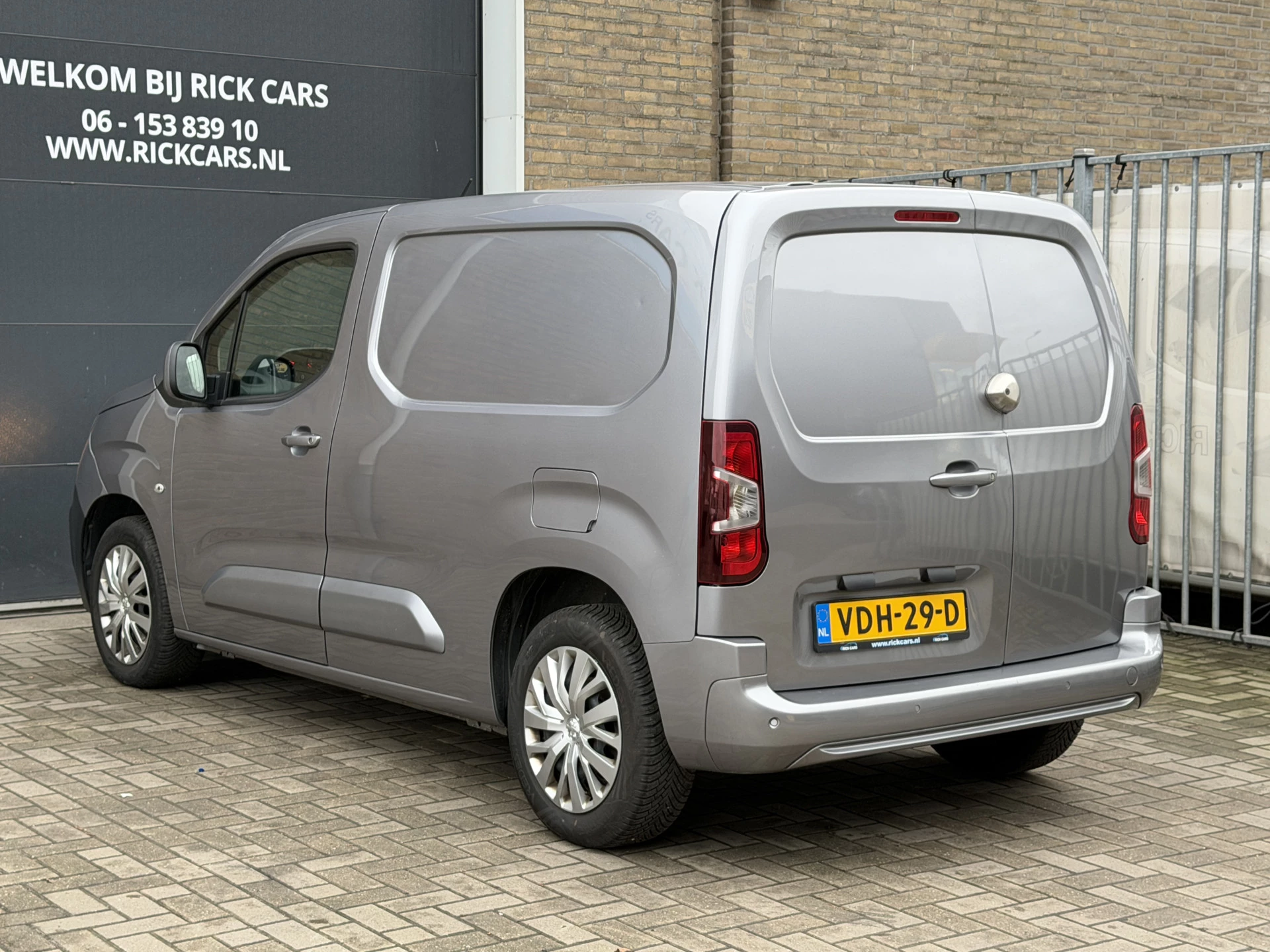 Hoofdafbeelding Peugeot Partner