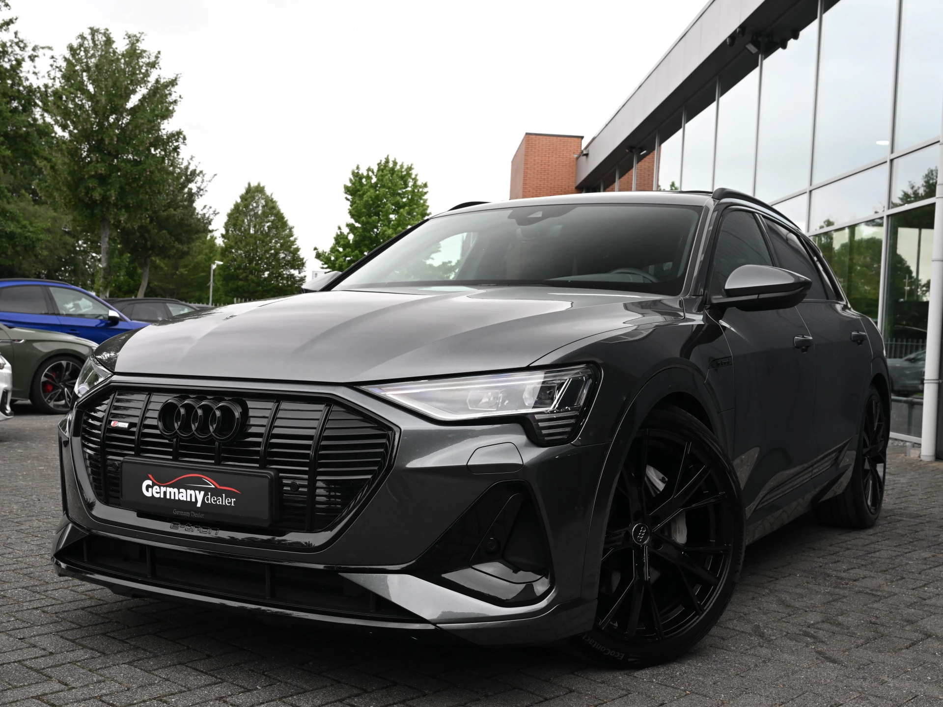 Hoofdafbeelding Audi e-tron