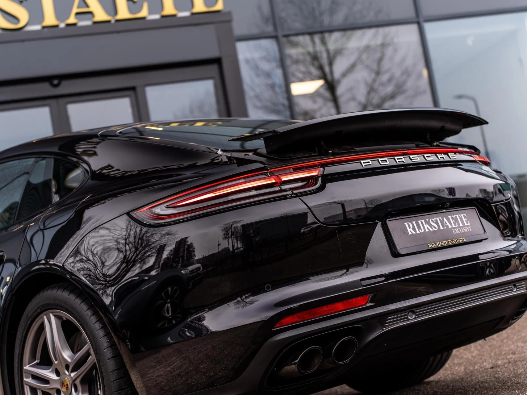 Hoofdafbeelding Porsche Panamera