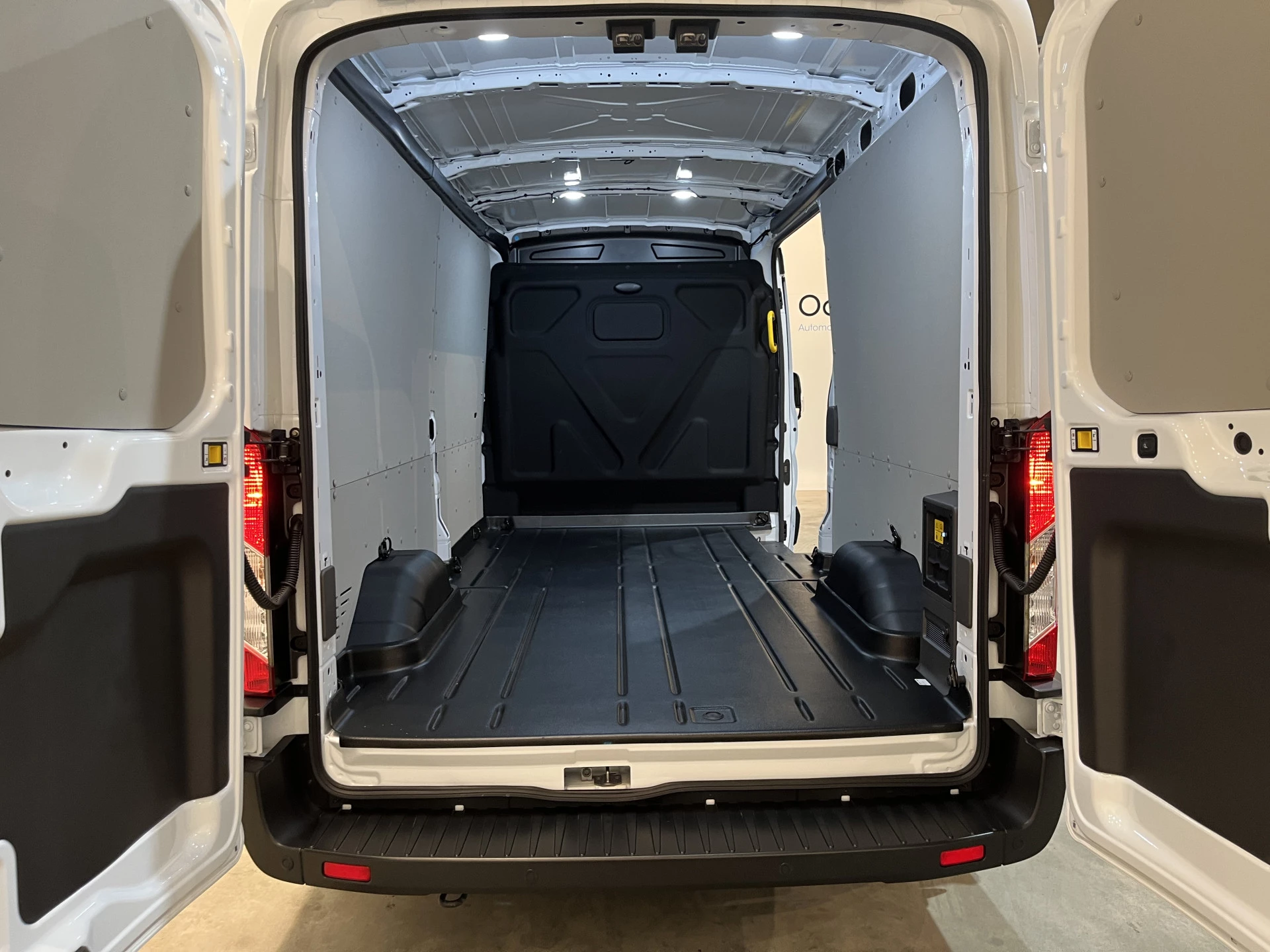 Hoofdafbeelding Ford E-Transit