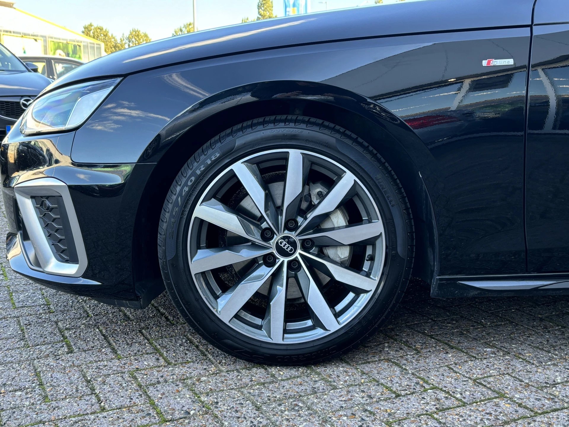 Hoofdafbeelding Audi A4