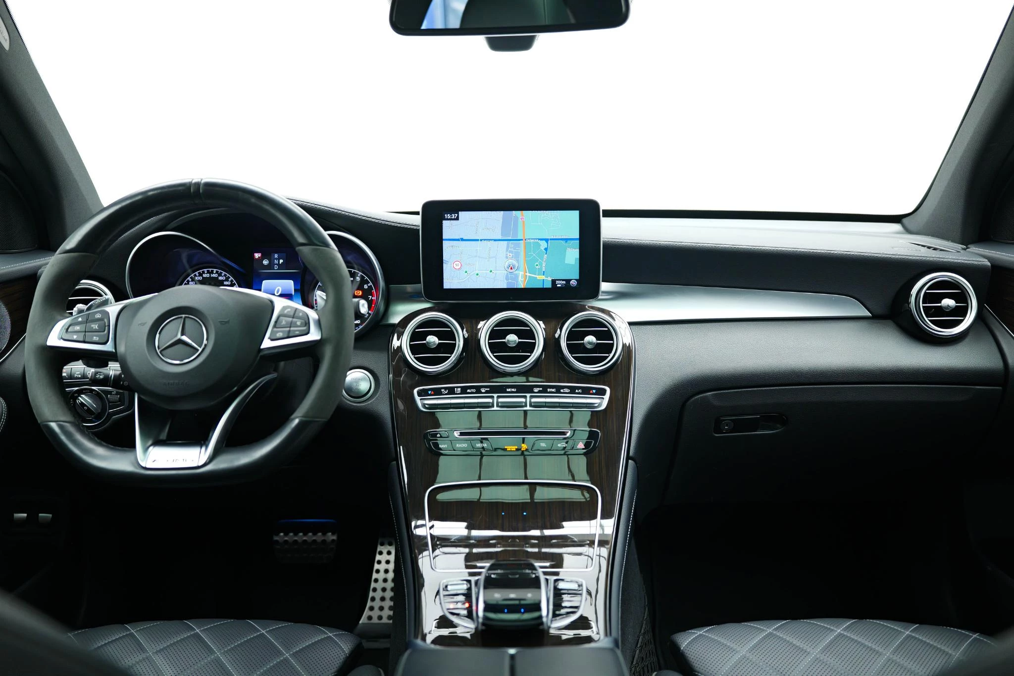 Hoofdafbeelding Mercedes-Benz GLC