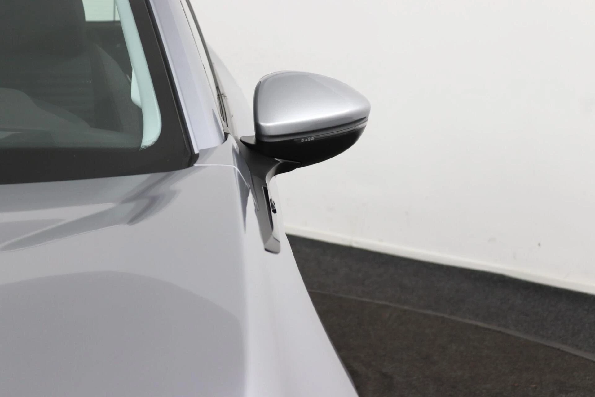 Hoofdafbeelding Peugeot e-2008