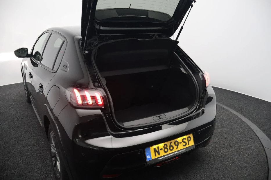 Hoofdafbeelding Peugeot e-208