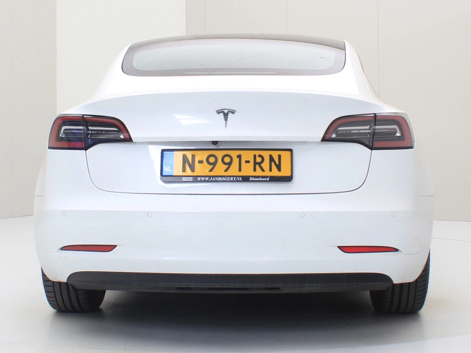Hoofdafbeelding Tesla Model 3