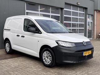 Volkswagen Caddy Cargo 2.0 TDI Airco Cruise controle Trekhaak 1400kg trekgewicht Apple carplay Navigatiesysteem Parkeerhulp achter Schuifdeur Betimmering in laadruimte 1e Eigenaar Euro 6