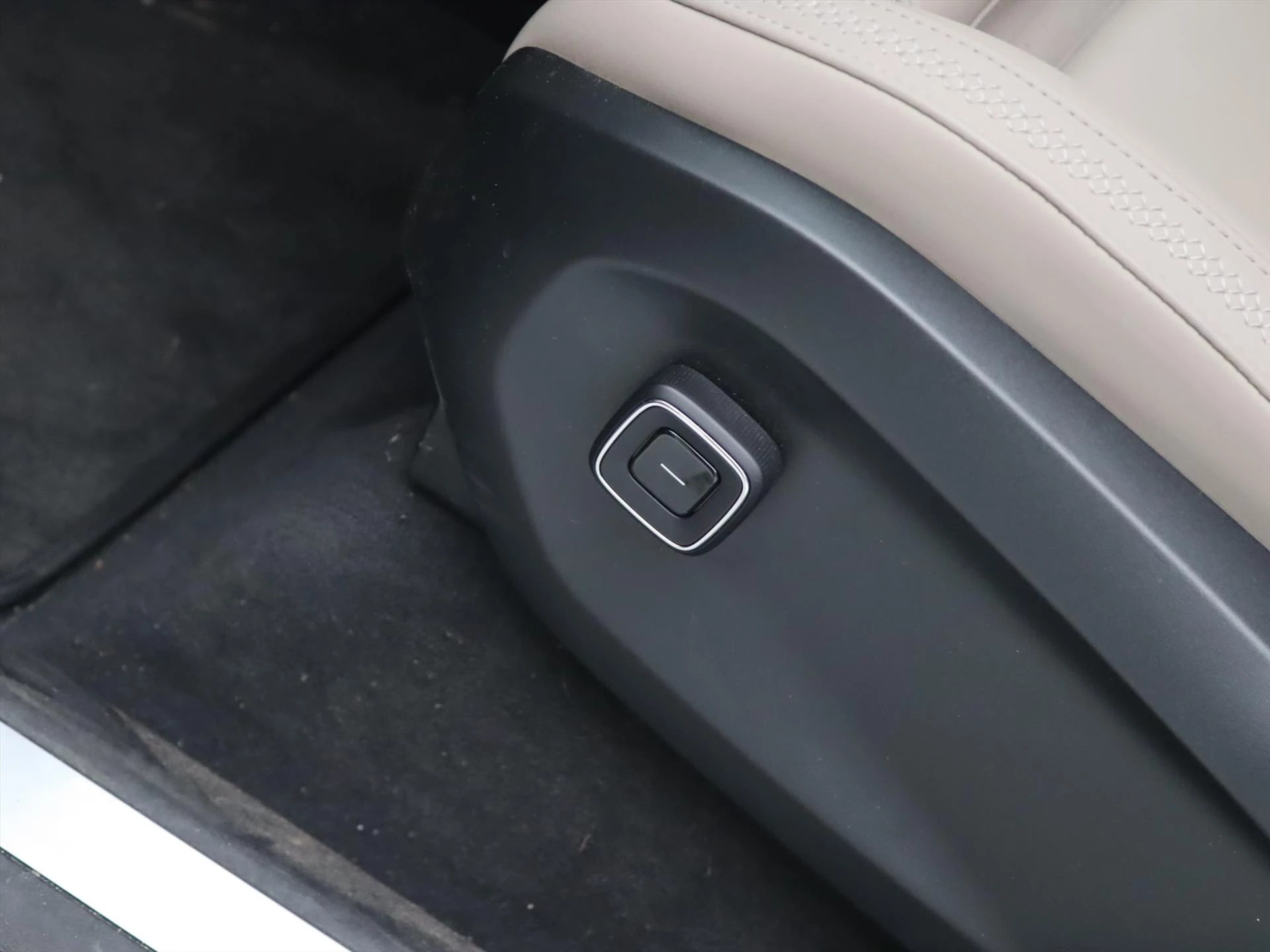 Hoofdafbeelding Volvo EX90