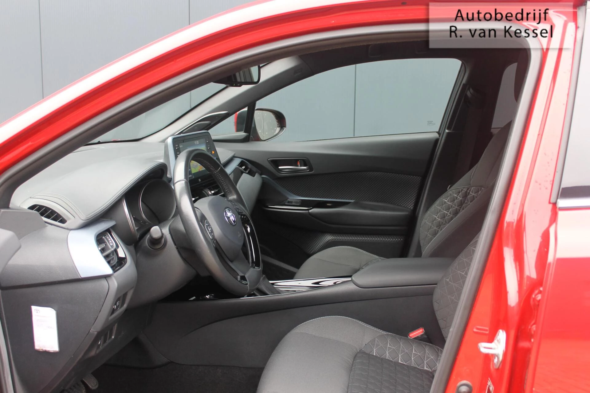 Hoofdafbeelding Toyota C-HR