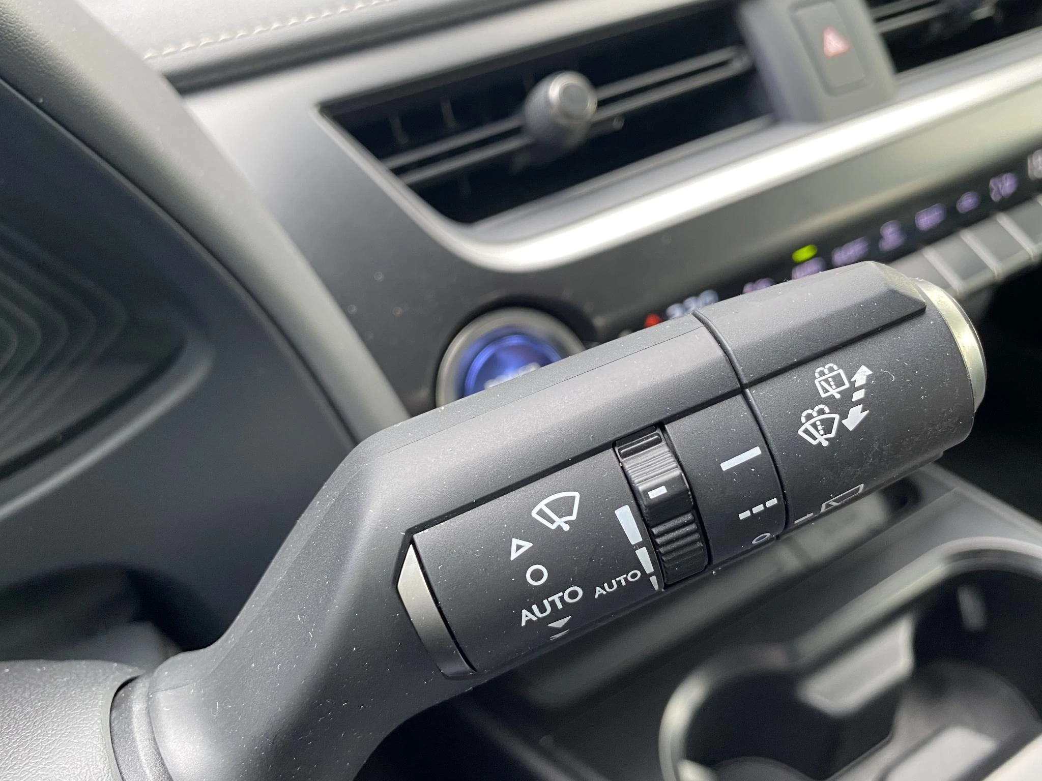 Hoofdafbeelding Lexus UX