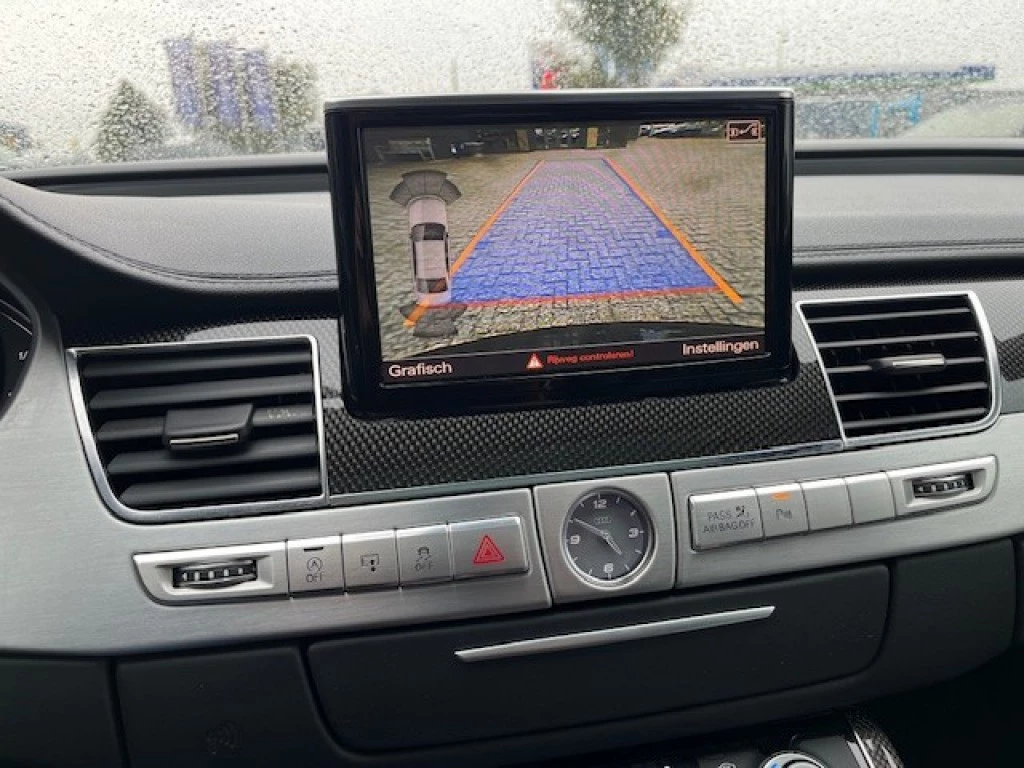 Hoofdafbeelding Audi S8