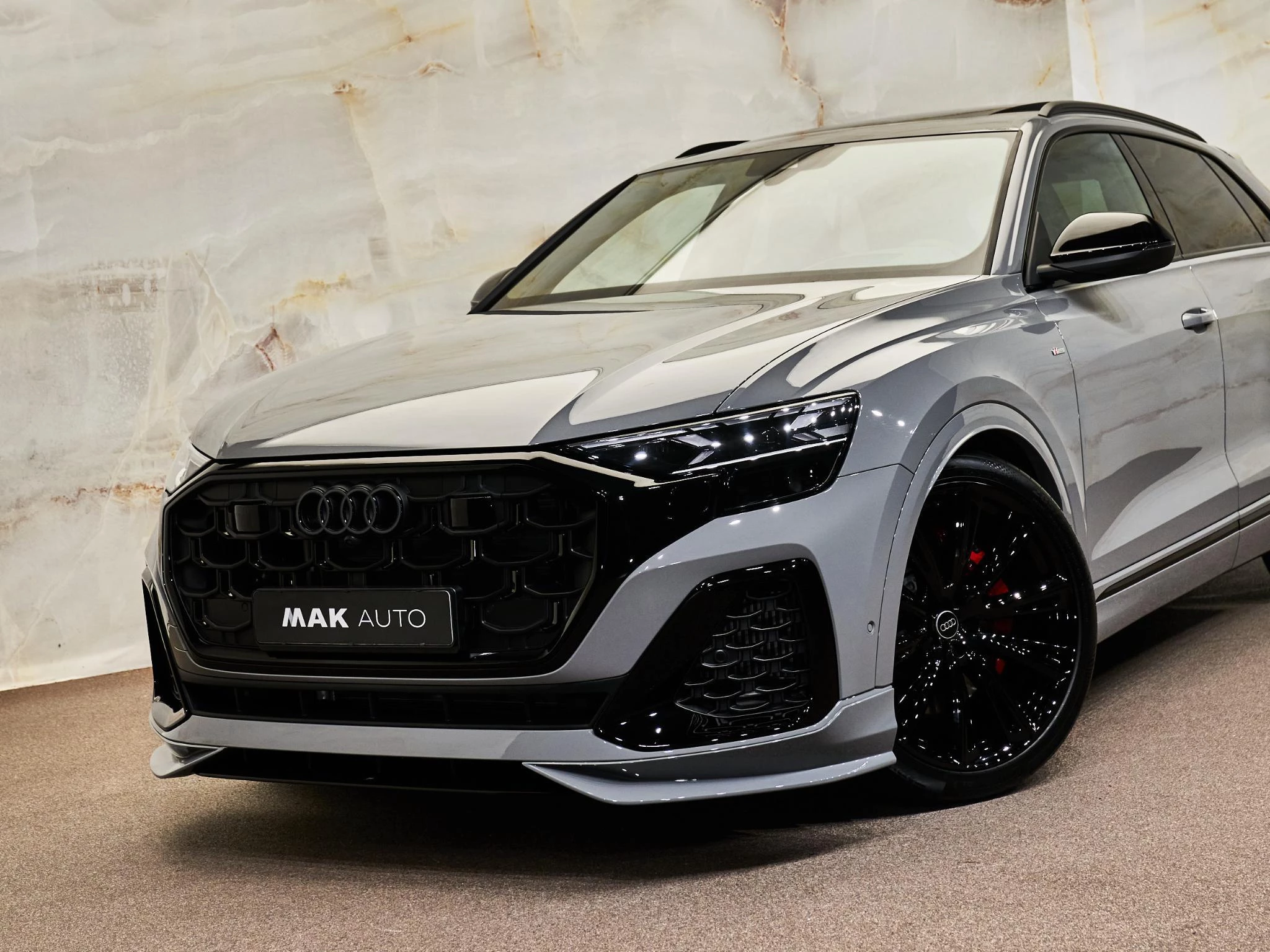 Hoofdafbeelding Audi Q8