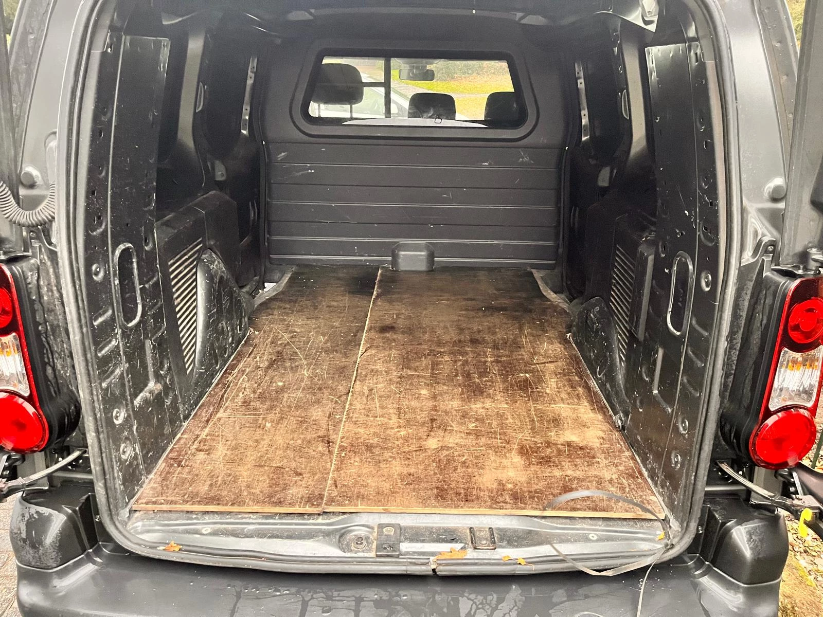 Hoofdafbeelding Peugeot Partner