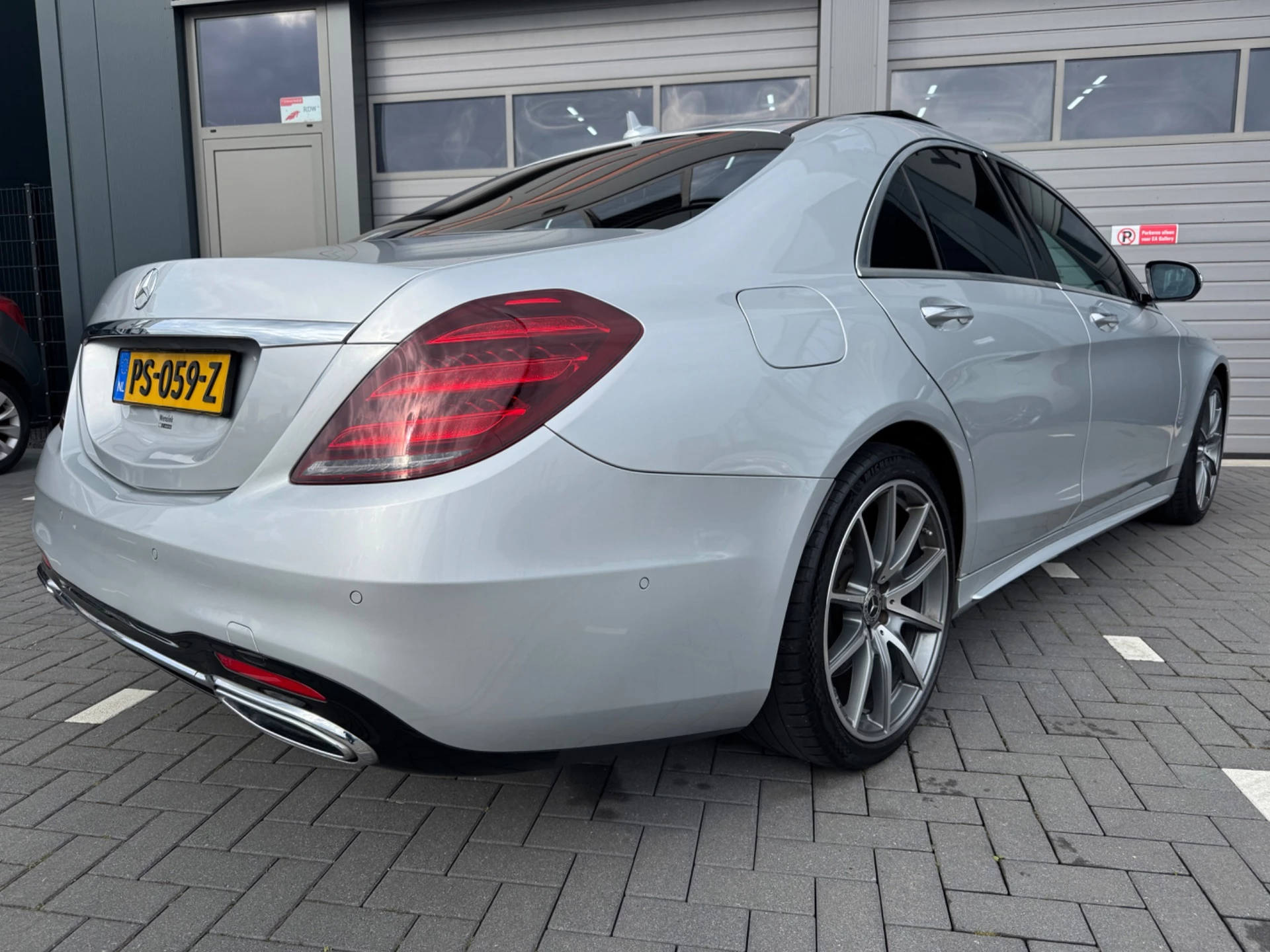 Hoofdafbeelding Mercedes-Benz S-Klasse