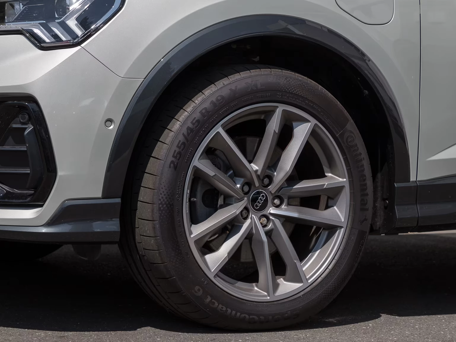 Hoofdafbeelding Audi Q3