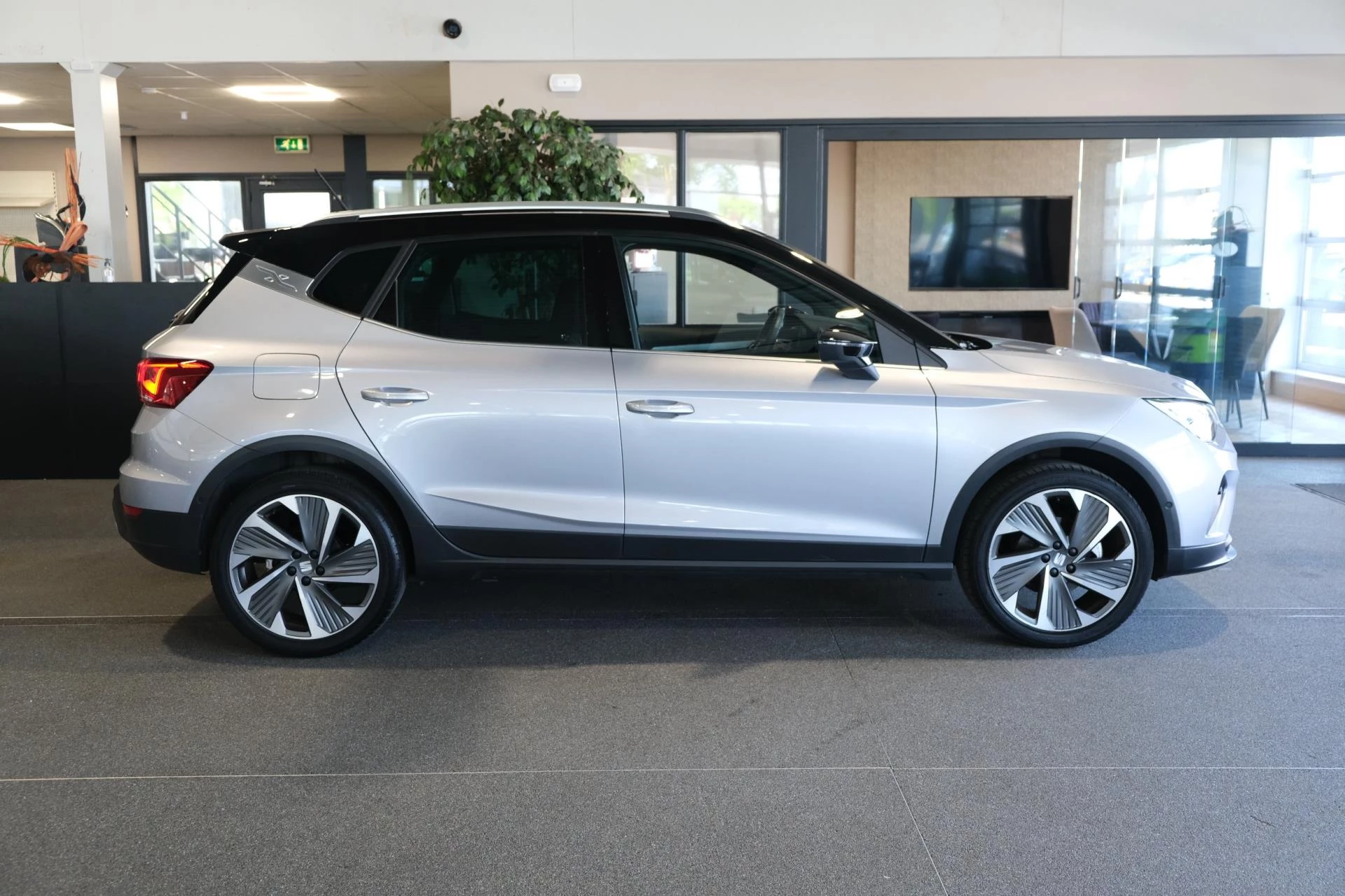 Hoofdafbeelding SEAT Arona
