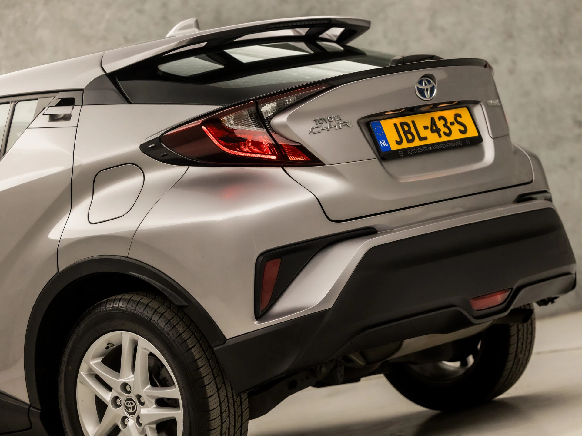 Hoofdafbeelding Toyota C-HR