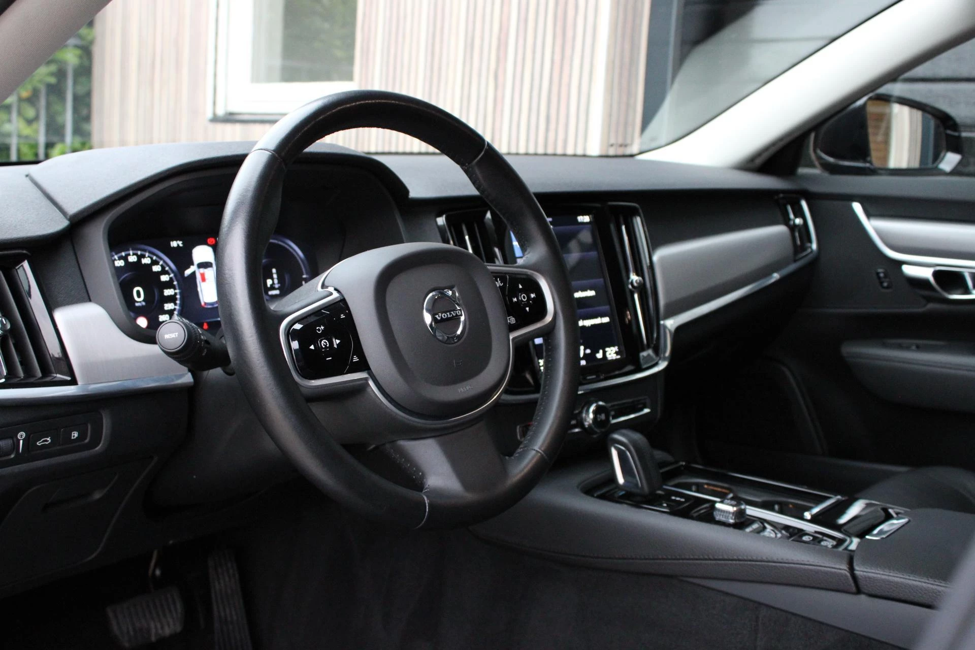Hoofdafbeelding Volvo V90