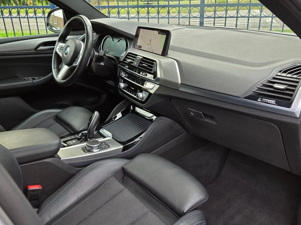 Hoofdafbeelding BMW X4