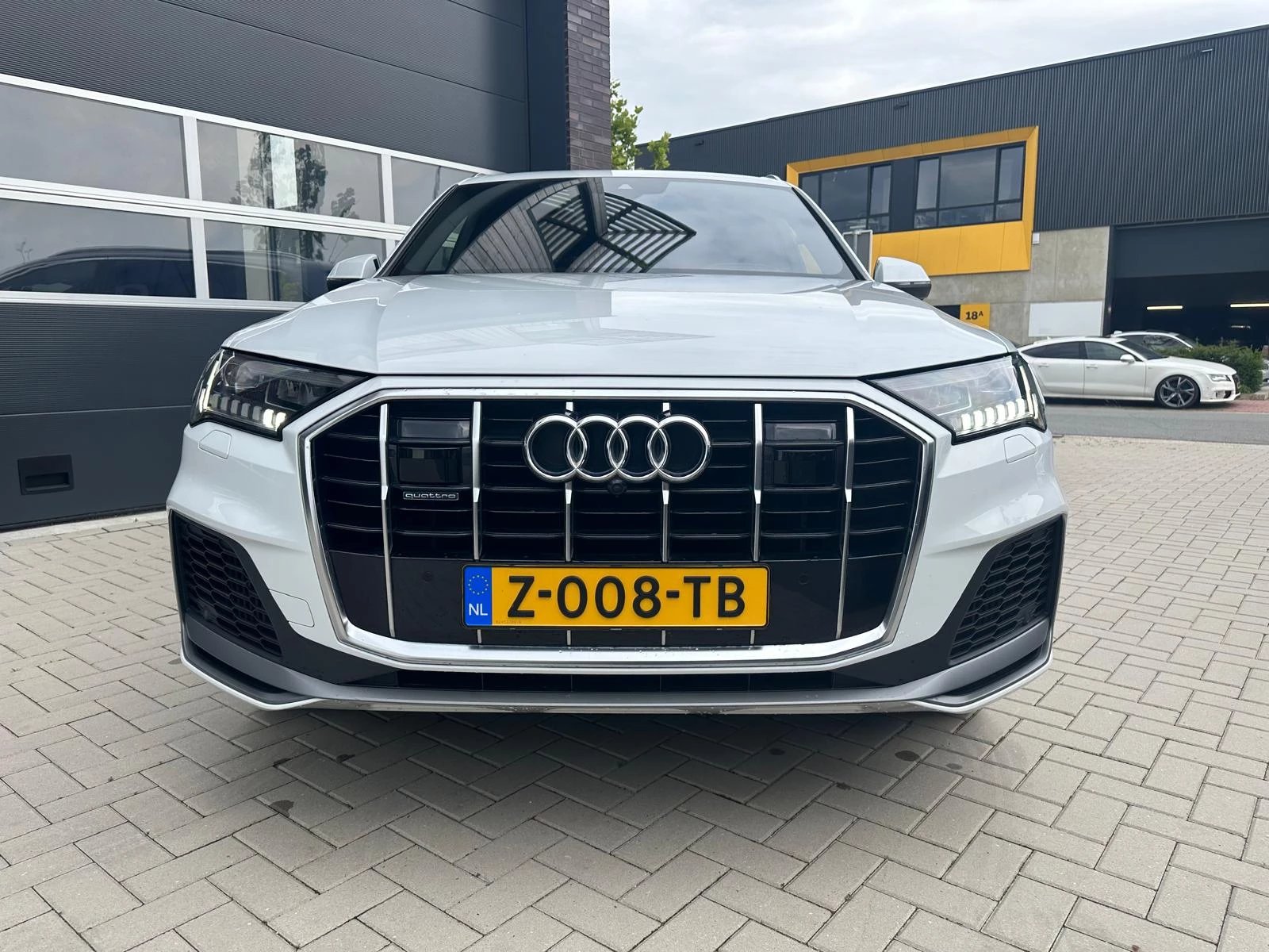 Hoofdafbeelding Audi Q7