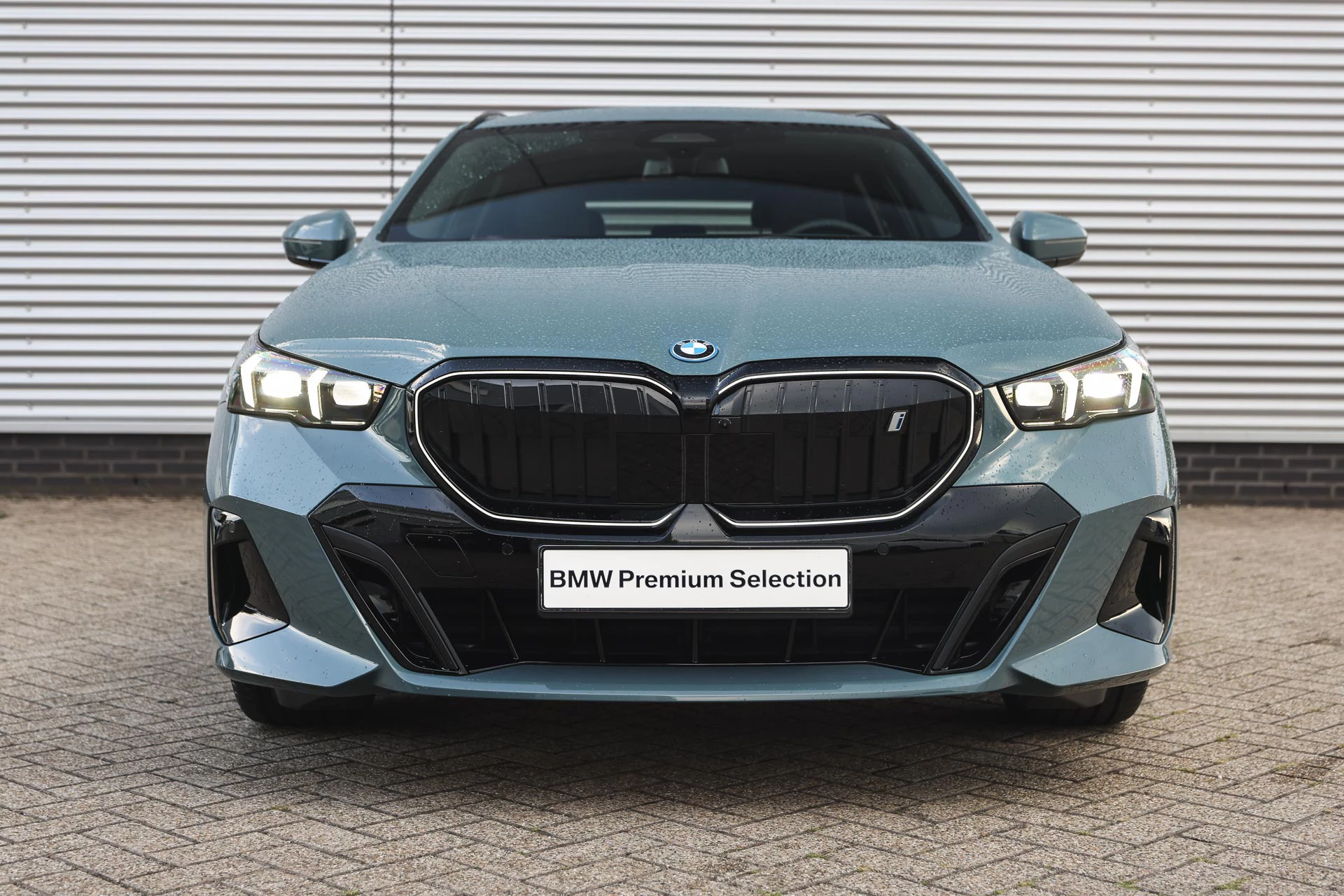 Hoofdafbeelding BMW i5