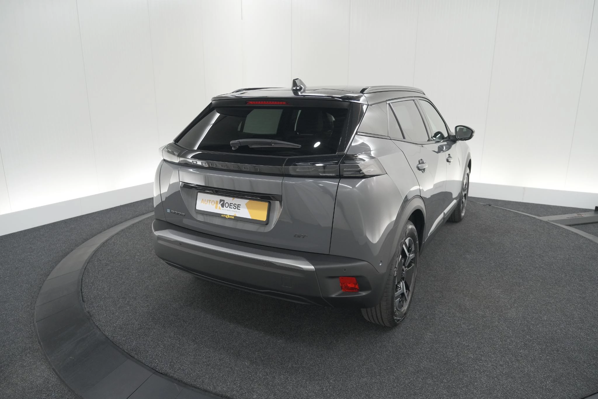 Hoofdafbeelding Peugeot e-2008