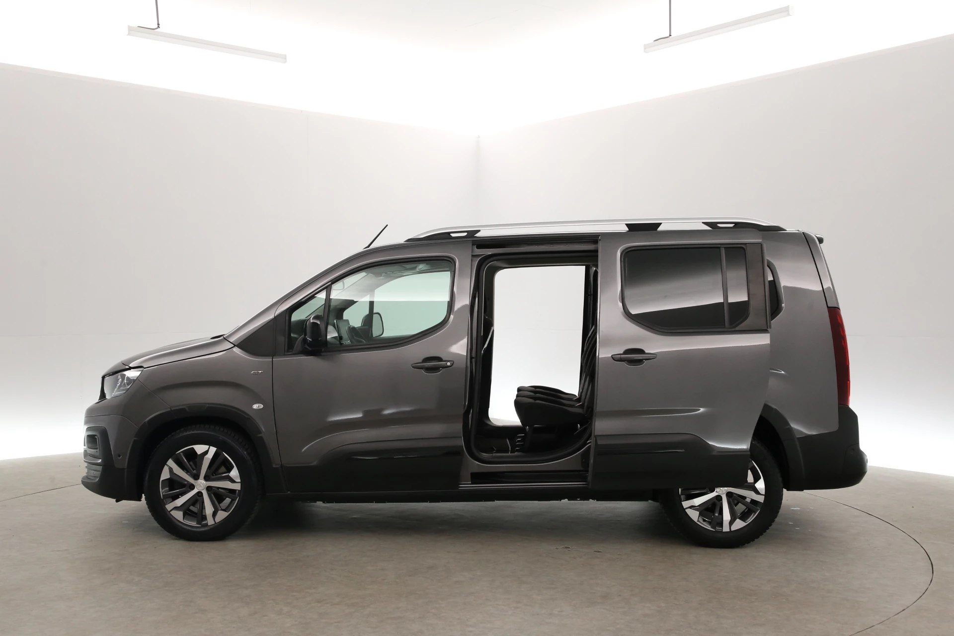 Hoofdafbeelding Peugeot Rifter