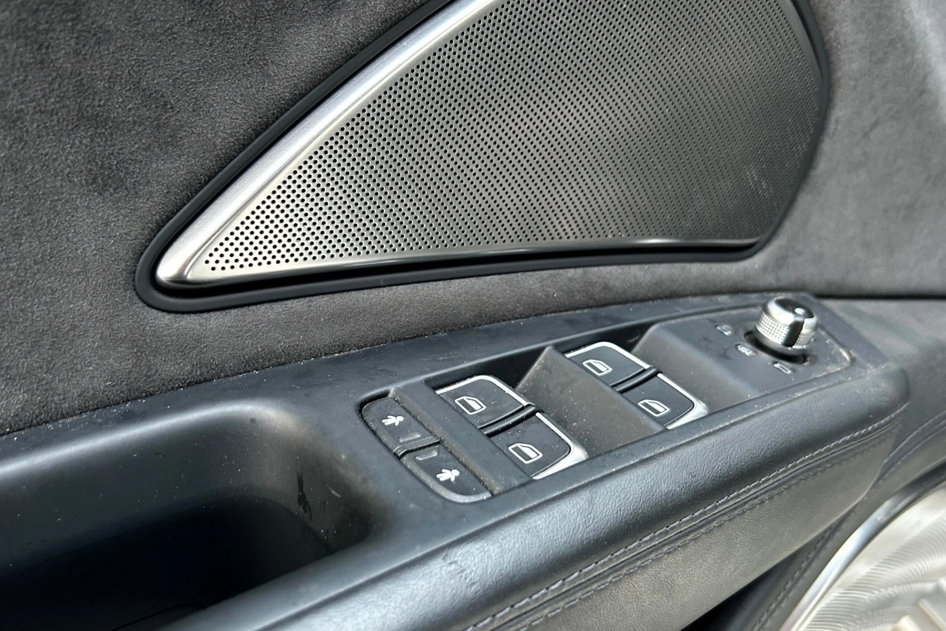 Hoofdafbeelding Audi A8