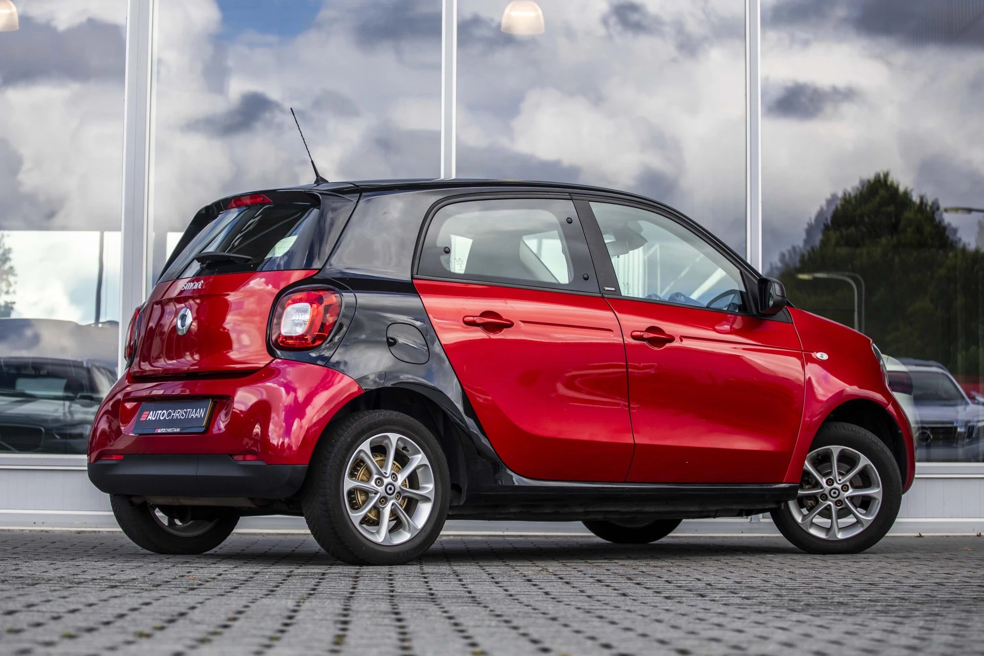 Hoofdafbeelding Smart Forfour