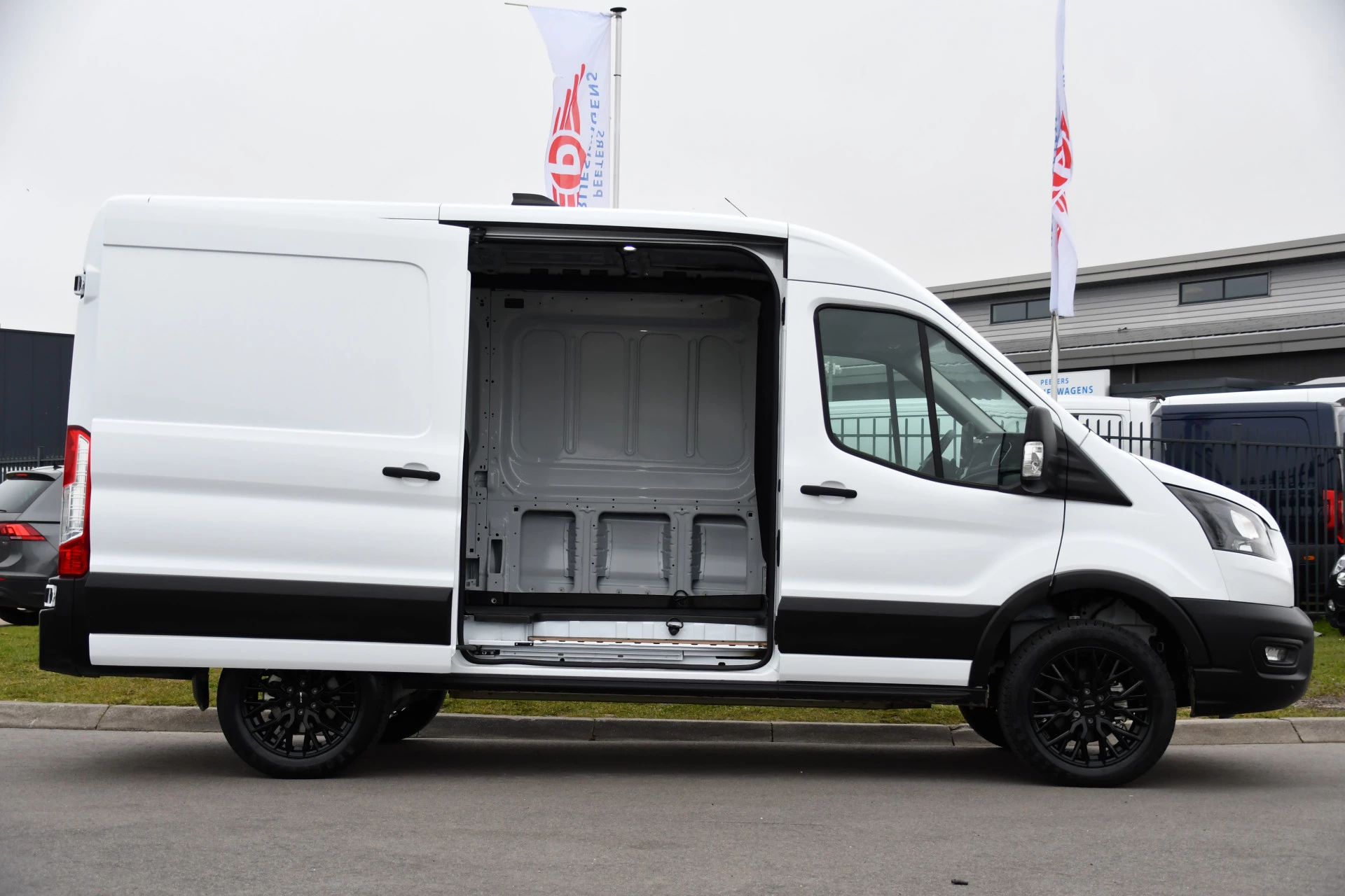 Hoofdafbeelding Ford E-Transit