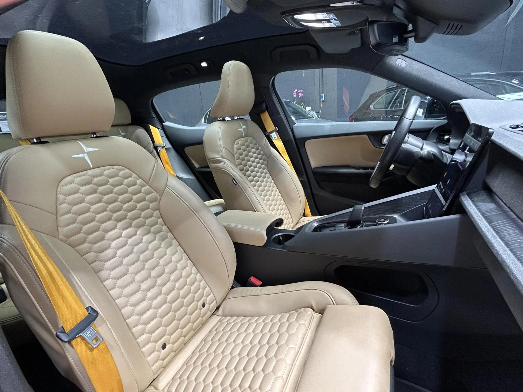 Hoofdafbeelding Polestar 2
