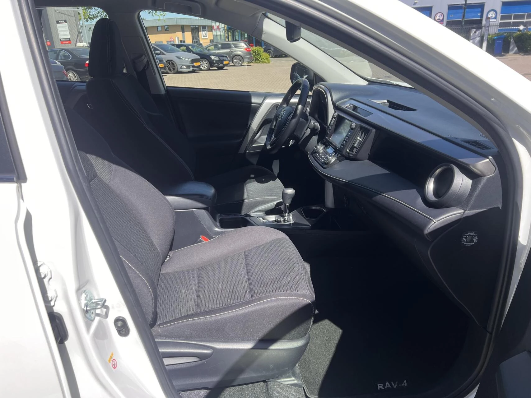 Hoofdafbeelding Toyota RAV4