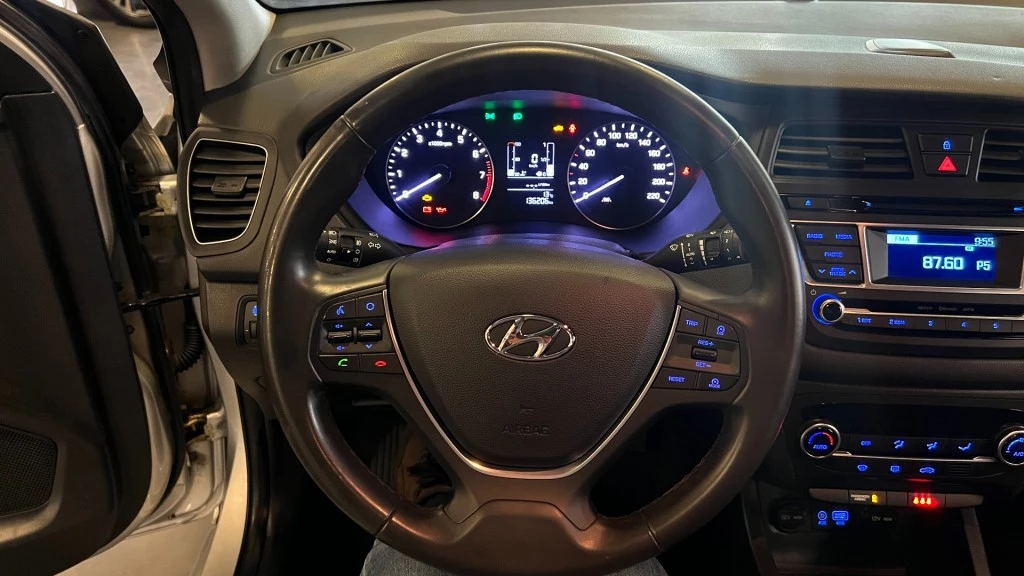 Hoofdafbeelding Hyundai i20