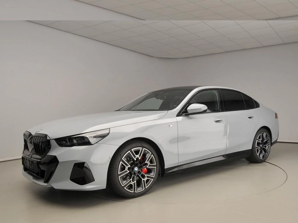 Hoofdafbeelding BMW i5