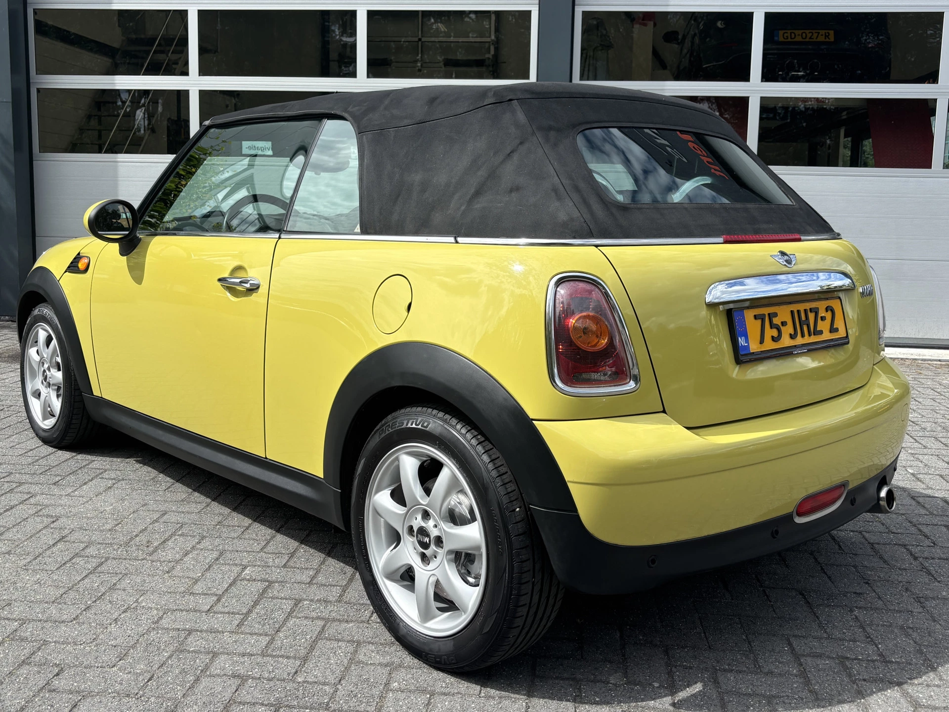 Hoofdafbeelding MINI Cooper Cabrio