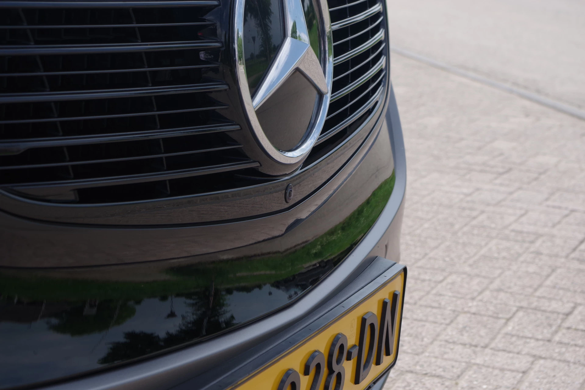 Hoofdafbeelding Mercedes-Benz EQC
