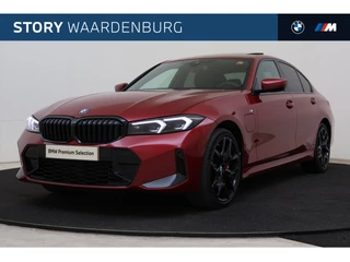 BMW 3 Serie 330e M Sport Automaat / Schuif-kanteldak / Trekhaak / Sportstoelen / Adaptieve LED / Comfort Access / Stoelverwarming