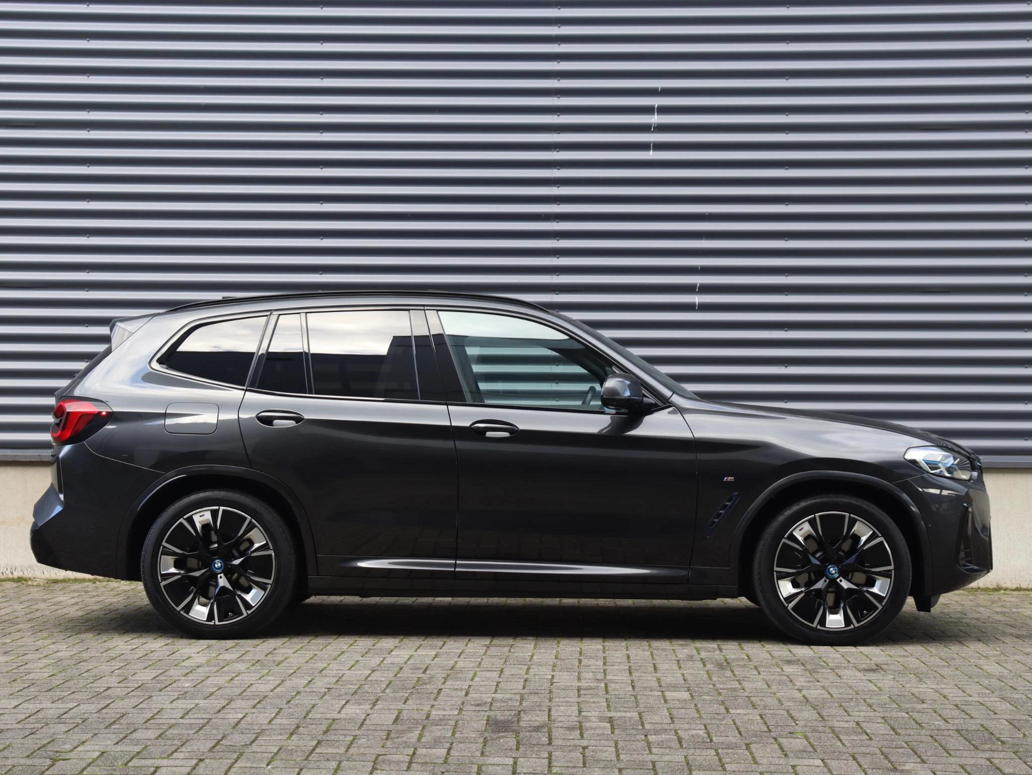 Hoofdafbeelding BMW iX3